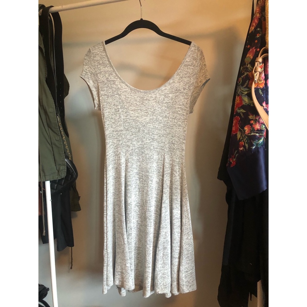 Acemi scoop neck flowy dress